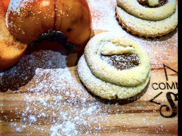 Ciambelle morbide con marmellata di Caki profumate al Grand Marnier /preparazione con Bimby Friend