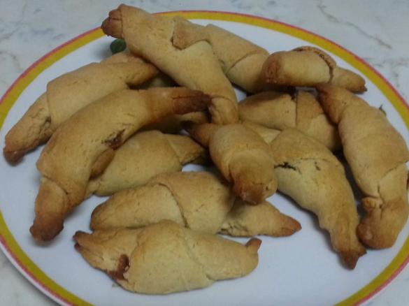 Biscotti cornetti senza uova senza latte