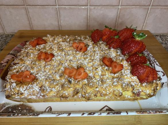 SBRICIOLATA CREMA E FRAGOLE