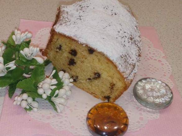 Ciambella con Philadelphia e gocce di cioccolato