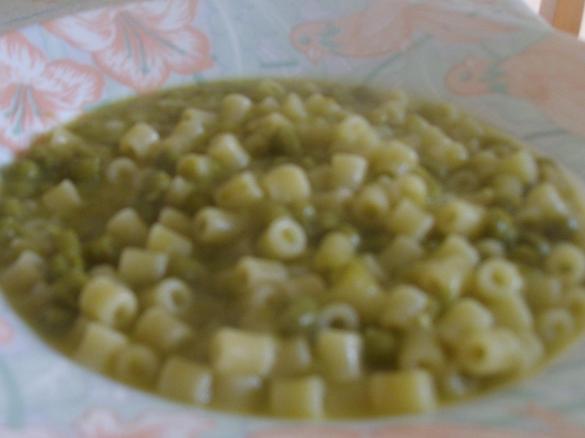 PASTA E PISELLI