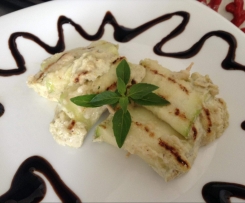 Involtini di zucchine al formaggio spalmabile e pistacchi