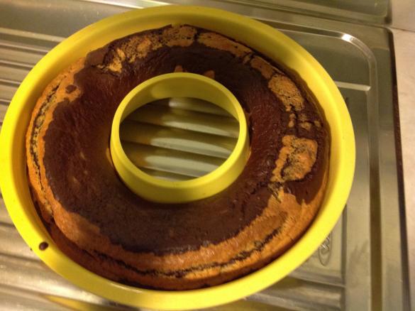 Ciambellone bicolore