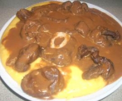 OSSI BUCHI AL VINO ROSSO CON POLENTA