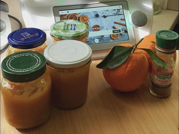 Confettura di arancia e cannella