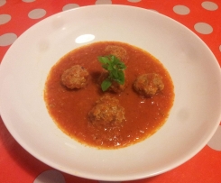 Polpette di bufalo e peperoni con sugo di verdure 