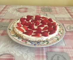 Cheesecake light alle fragole con base all'avena