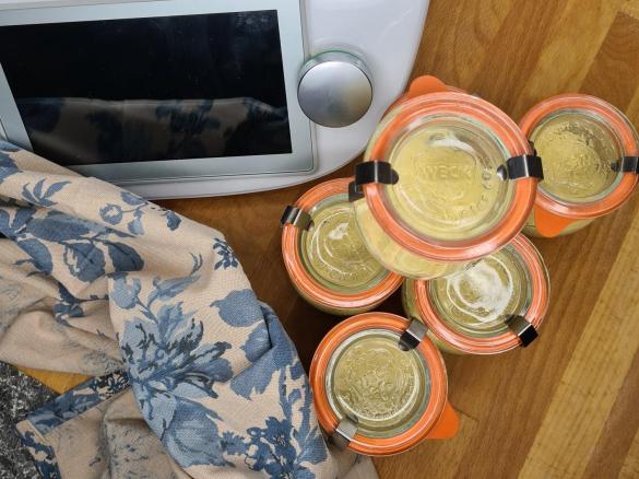 Crema all'arancia e amaretto