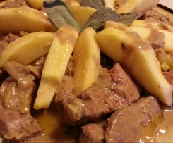 Fegato di vitello con senape, salvia e spicchi di mela