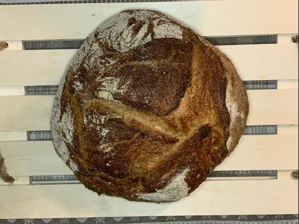 PANE  INTEGRALE IN PENTOLA