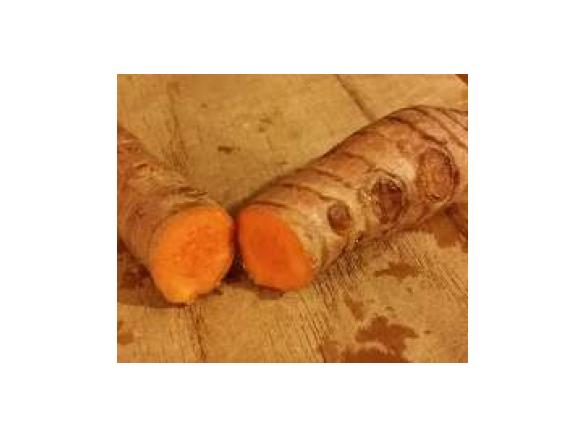 Tortino di porri e patate con curcuma fresca