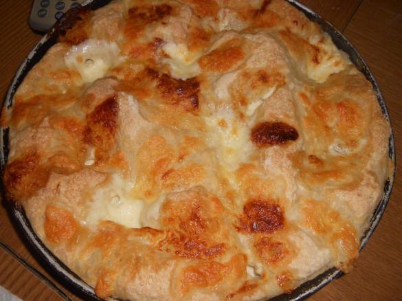 FOCACCIA con stracchino e mozzarella