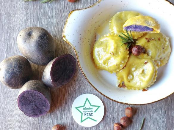 Ravioli con Patate Viola e Pecorino