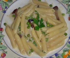 PASTA CON PISELLI E FUNGHI