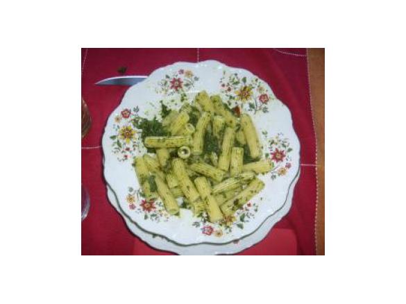tortiglioni al pesto di cime di rapa