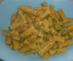Pasta con zucchine e gamberetti