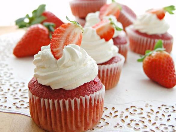 RED VELVET MUFFIN ALLA BARBABIETOLA