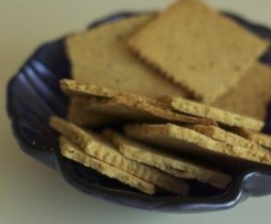 Crackers alle mandorle e rosmarino (senza glutine)