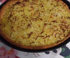 Torta salata con porri, patate e curry