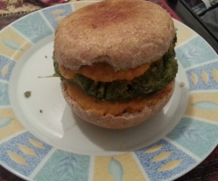 Veganburger di fagioli e cavolo nero