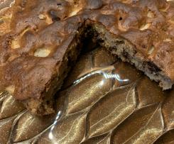 Torta leggera con pere e gocce cioccolato