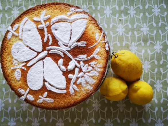 Torta allo yogurt al limone