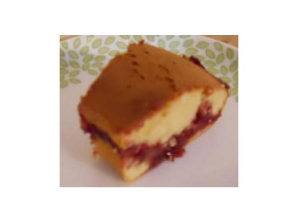 Ciambella cioccolato bianco e amarene.