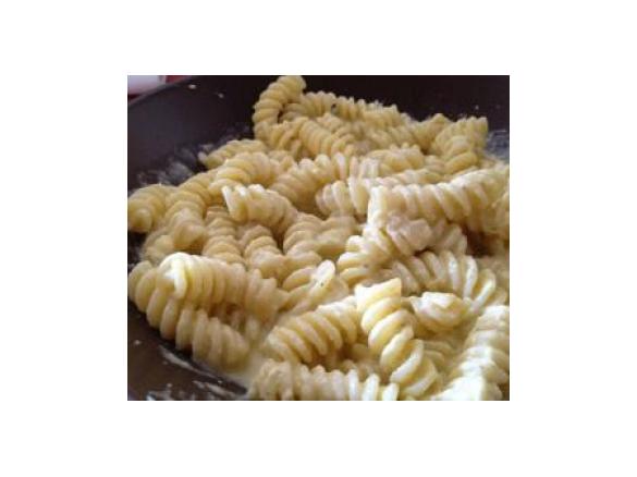 PASTA ALLA CREMA DI ASPARAGI