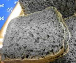 PANE IN CASSETTA AL NERO DI SEPPIA 