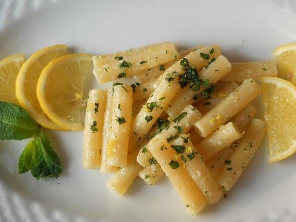 Pasta con Menta e Limone 