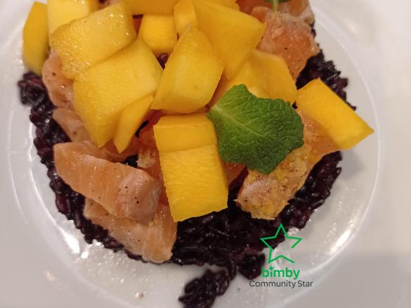 INSALATA DI RISO VENERE