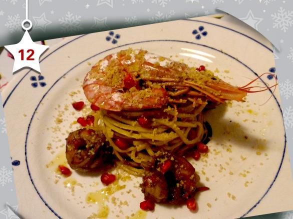 Trenette con salsa di melograno e gamberoni - Natale