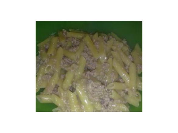 pasta con ragù in bianco