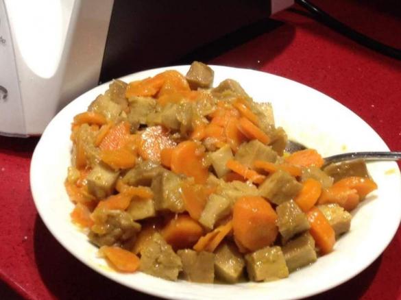 Dadolata di Seitan con Carote