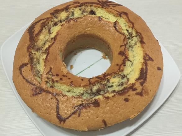 Ciambellone bianco e nero