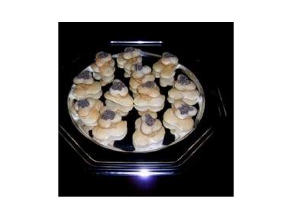 trifogli pinolati al papavero finger food