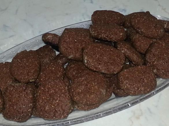 Biscotti cacao e nocciole