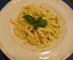 Penne riso mais e quinoa al pesto agrumato