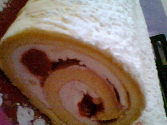 rotolo chantilly e fragole