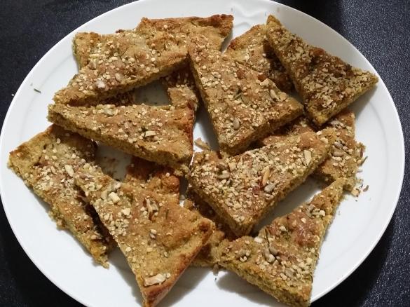 Pizza rustica con farina di lenticchie e ceci