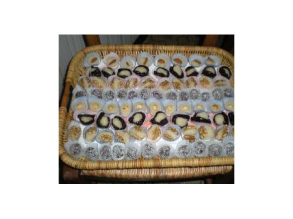 PASTICCINI ALLA PASTA DI MANDORLE