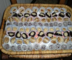 PASTICCINI ALLA PASTA DI MANDORLE