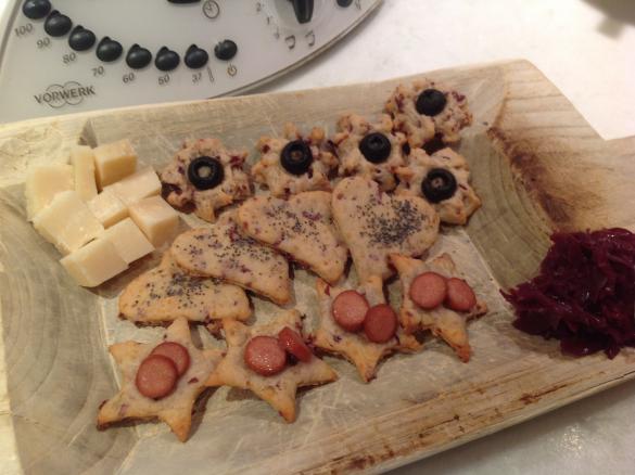 Biscotti salati ai crauti rossi/ contest biscotti salati/