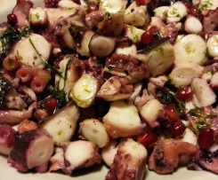 Insalata di polipo e melograno all'aneto