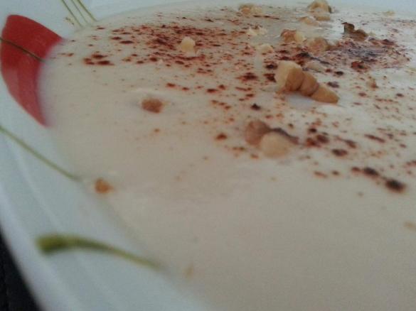 Crema di cavolfiore e noci