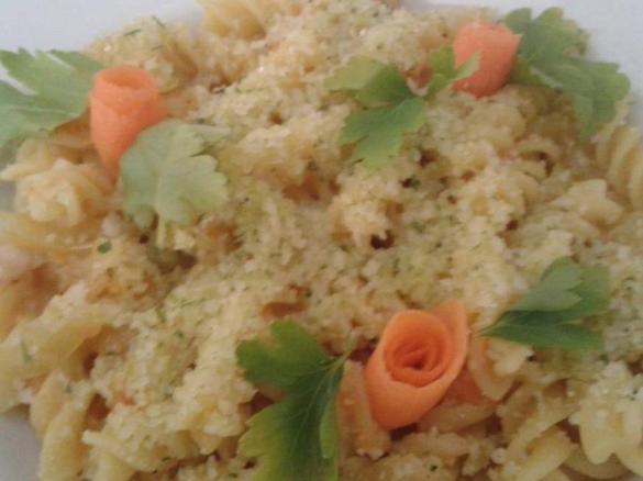 Fusilli con zafferano carota e zucchine