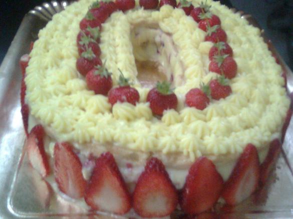 Diplomatica crema al limone e fragole