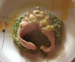 Salmone marinato con puré di broccoli