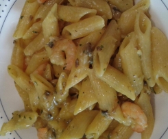 Pasta vongole, mazzancolle e zafferano