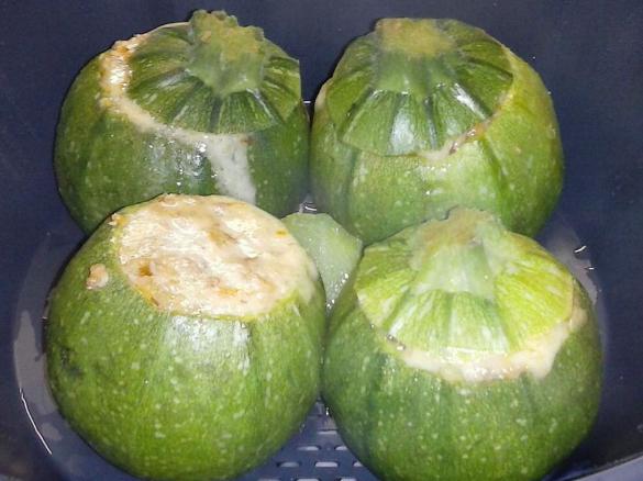 Zucchine tonde ripiene